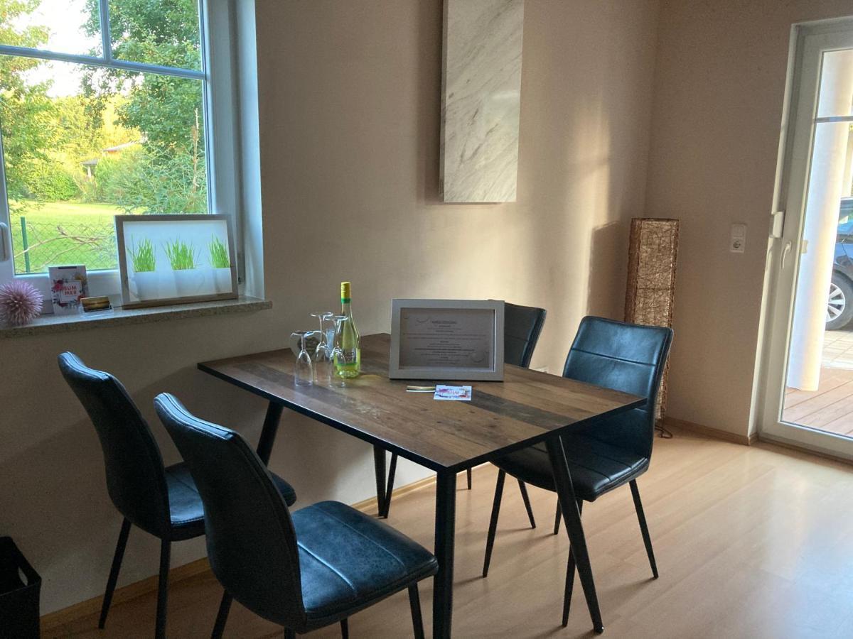 Villa Toskana Wohnung 1 Вакерсдорф Екстериор снимка